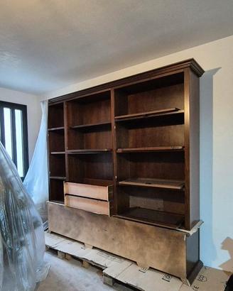 Libreria in legno massello
