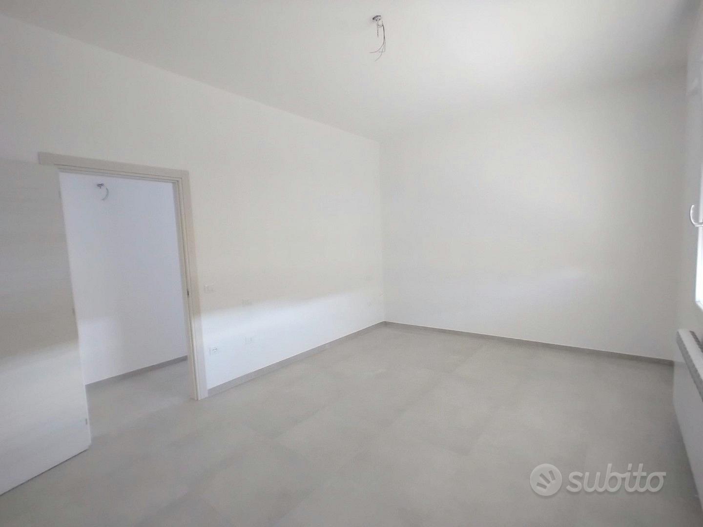 Apartment in Rovigo, Commenda - Vista 4