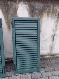 Ante in alluminio verdi scuro