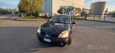 Renault clio 1.2 benzina 5 porte 2ª serie