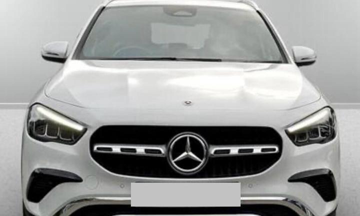 Mercedes-benz GLA 180 Automatic Progressive Advanc