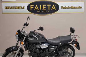 Triumph Legend TT 900 - 1999