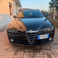 Alfa Romeo 159 modello distinctive (2009)