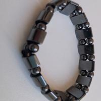 Bracciale in pietra elastico