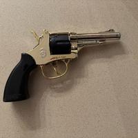 pistola giocattolo