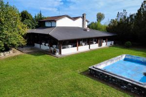 Rara villa indipendente con giardino