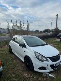 opel corsa opc d sinistrata