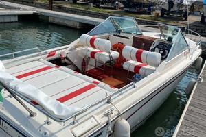 Motoscafo Glastron 214 V.P. 260 cv Duo Prop