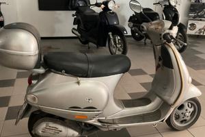 vespa ET 4 