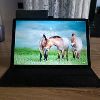 Tablet Lenovo con cover 