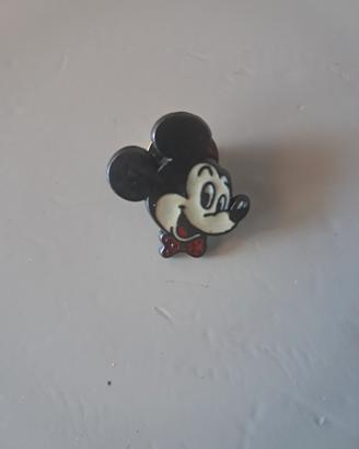 Topolino spilletta