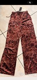 GUESS PANTALONI IN VELLUTO