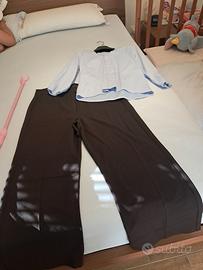 pantalone a palazzo e camicia