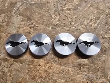 Coprimozzo Ford Mustang 