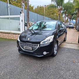 Peugeot 208 1.4 HDi 68 CV 5 porte Allure