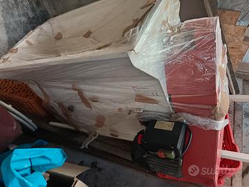 Pigiadiraspatrice per Uva elettrica usata 