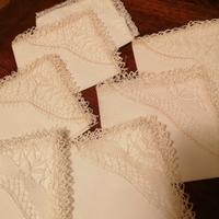 Fazzolettini vintage con pizzo. 