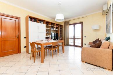 Parete attrezzata salone/soggiorno