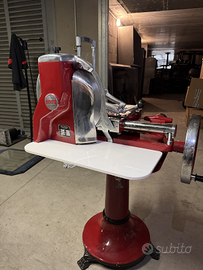 Affettatrice Italma da sala ristorante.