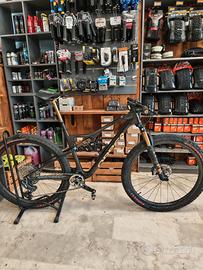 Orbea OIZ M-Team AXS Large 2024