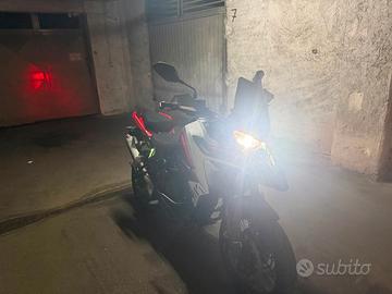 Benelli trk 702x