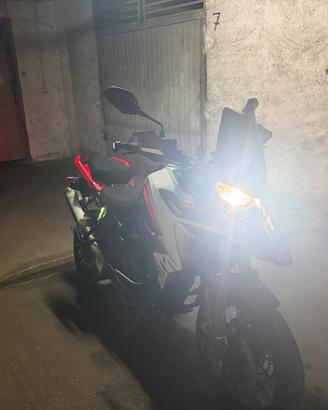 Benelli trk 702x