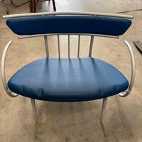 divanetto simil pelle