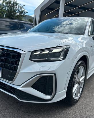 Audi Q2 35 1.5 tfsi S line edition s-tronic