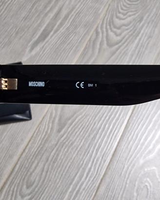 Moschino 