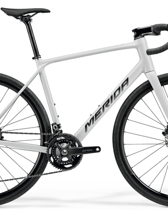 26 SCULTURA ENDURANCE GR 700 - Merida - PROMO