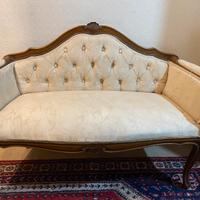 Divanetto di foggia antica vintage