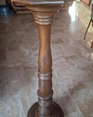Colonna in legno