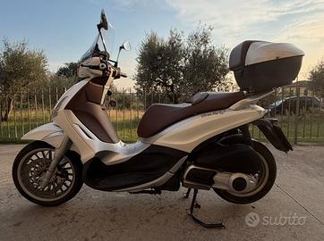 Piaggio Beverly 300