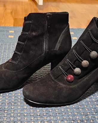 Stivaletto nero