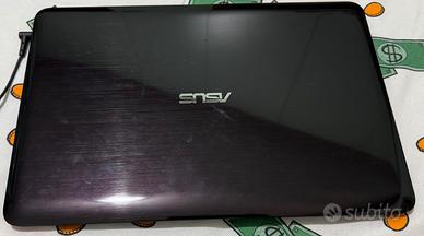 PC portatile Asus F556U