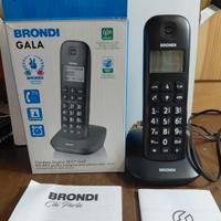 telefono cortesemente nuovo