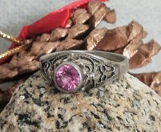 Anello antico in argento 800 e zaffiro rosa