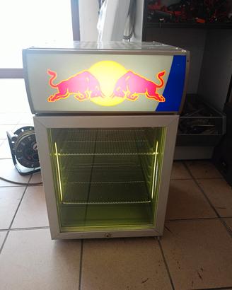 frigorifero Red Bull