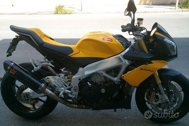 Aprilia Tuono V4 aprc del 2011 con 11600 km