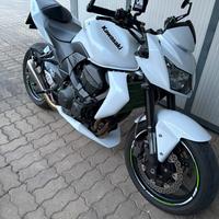 KAWASAKI Z750
