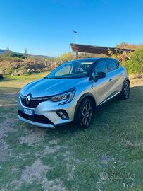 Captur INTENS E-TECH Hybrid 145 MY2021