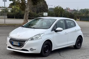 Peugeot 208 1.2 VTi 82 CV 5 porte Allure