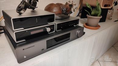 M2tech preamplificatore Tosh e finale Crosby