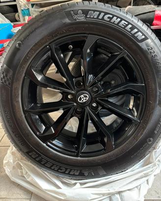 Toyota Rav 4 225/65 r 17 106V gomme + cerchi lega