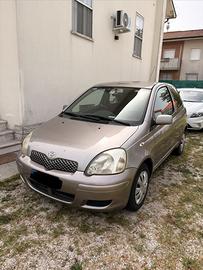 Toyota Yaris 1.0 2004