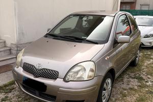 Toyota Yaris 1.0 2004