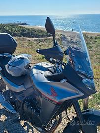 moto Honda Transalp 750 