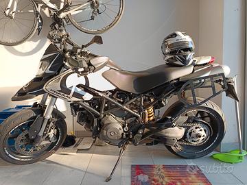 Ducati Hypermotard 796 - 2009