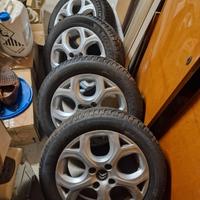 Michelin Crossclima2 195/55/16 e cerchi lega C3