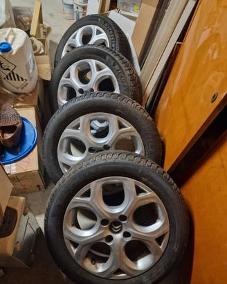 Michelin Crossclima2 195/55/16 e cerchi lega C3